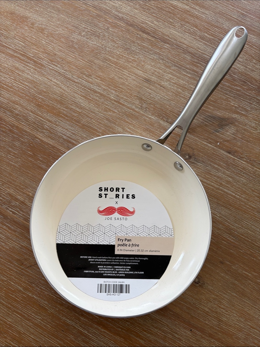 NWT  Joe Sasto Cream Ceramic Fry Pan 8 in